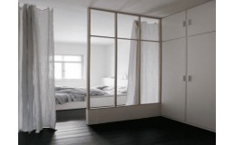 Белая перегородка лофт с зонирования спальни