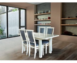 Обідній комплект білого кольору: стіл Петрос + 4 стільці Чумак