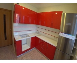 Недорога кухня з червоними фасадами МДФ. Відео