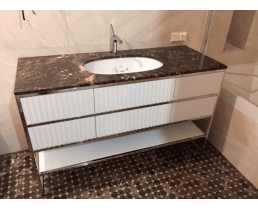 Мебель в ванную вариант 1