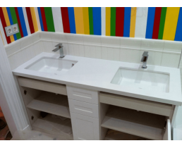 Мебель в ванную вариант 11