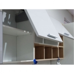 Кухня на заказ, с фасадами AGT Egger в алюминиевой рамке. Видео